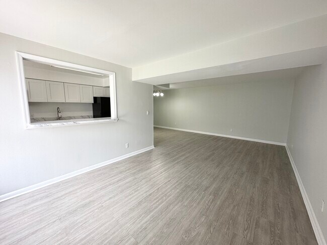Fox Crossing Apartments