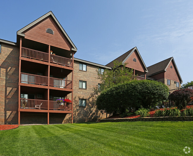 Woodstone - Woodstone Apartments