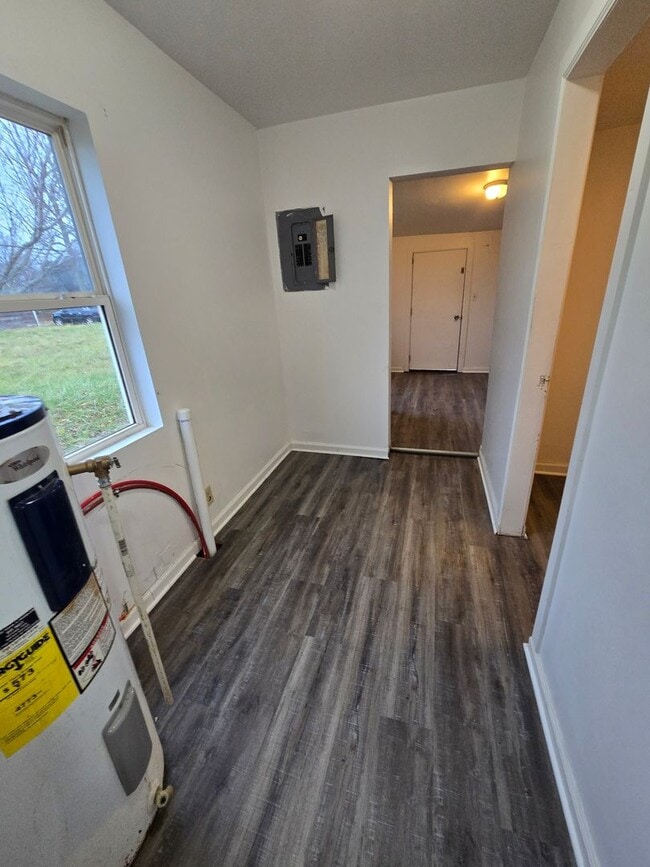 Photo - One Bedroom Muncie Duplex Near Walnut Street and West Jackson Street