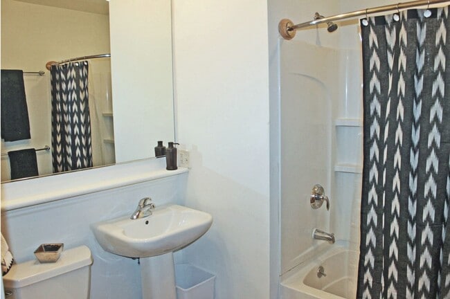 Photo - Brookview Commons East - Great Downtown Living