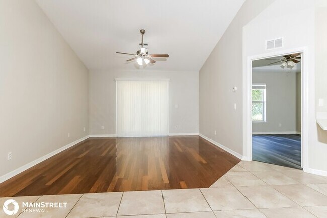 Photo - 2276 16th Ave SW