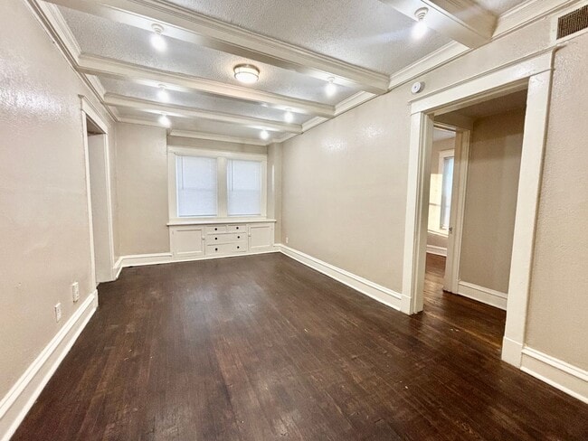 Photo - The Shelby Unit 3532-1N