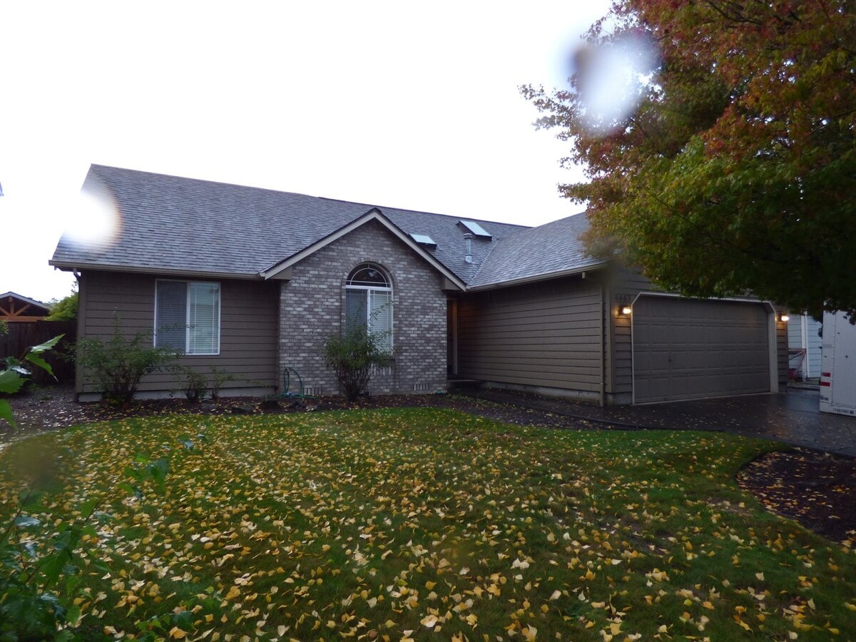 Photo - 3 Bed 2 bath home in North Salem!