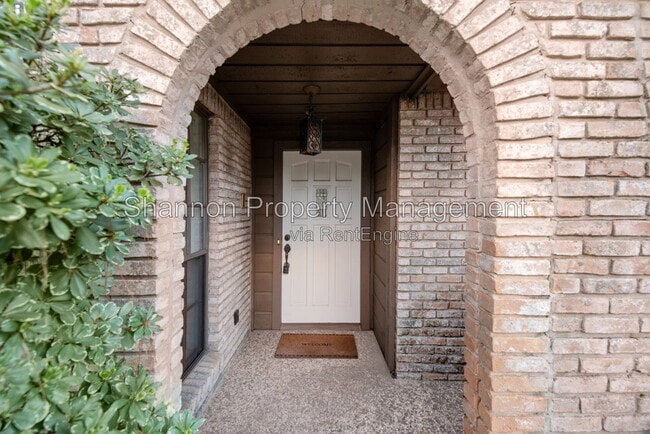 Photo - 3810 Glenheather Dr