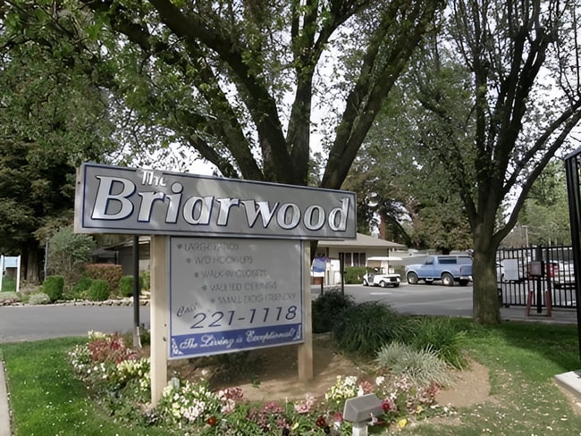 BRIARWOOD APTS