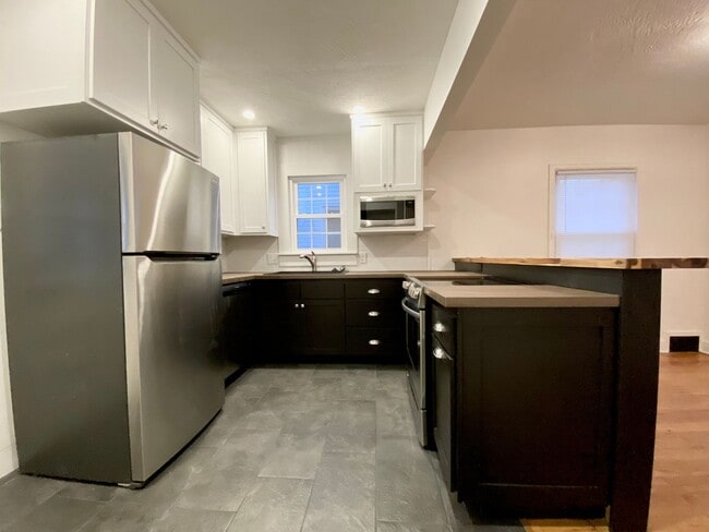Photo - PRE-LEASING