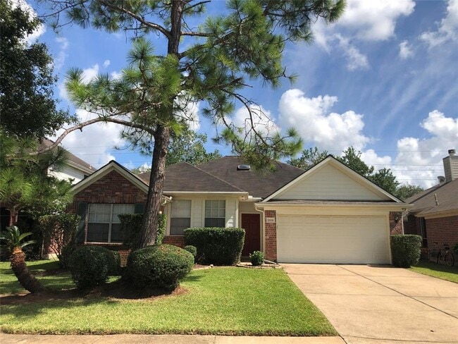 Photo - 2919 Foxden Dr House