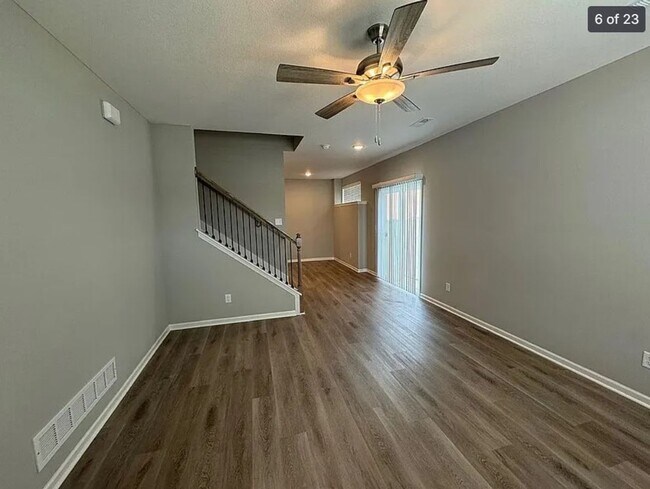 Photo - Beautiful 3BR 2.5BA Townhouse w/ Granite Kitchen • End-Unit on Cul-de-Sac • 1-Car Garage in Pleas...