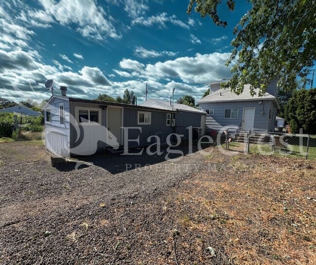 Photo - One Bedroom Cottage