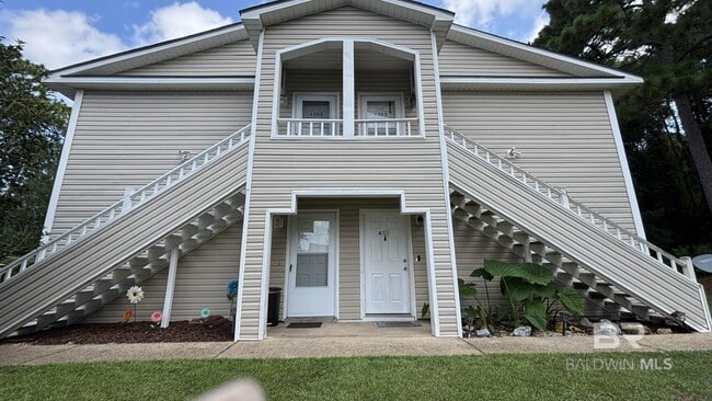 Building Photo - 110 5th St Rental