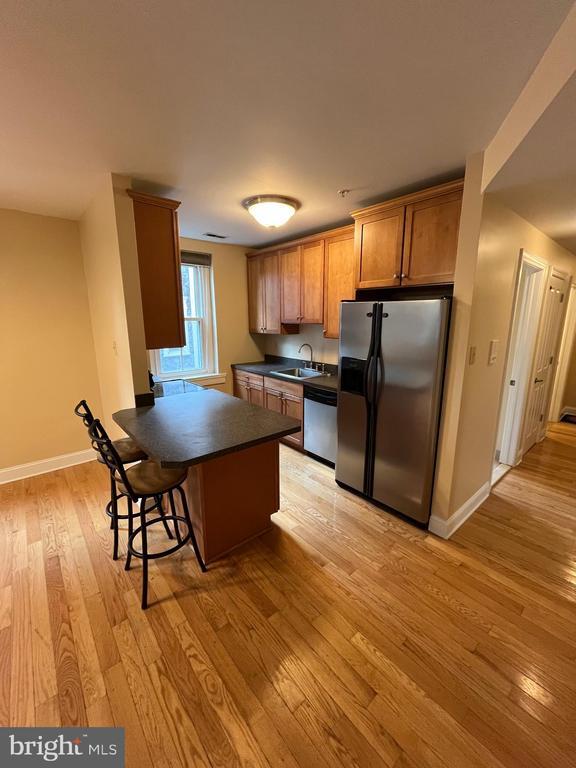 Photo - 19 E Broad St Unit A1