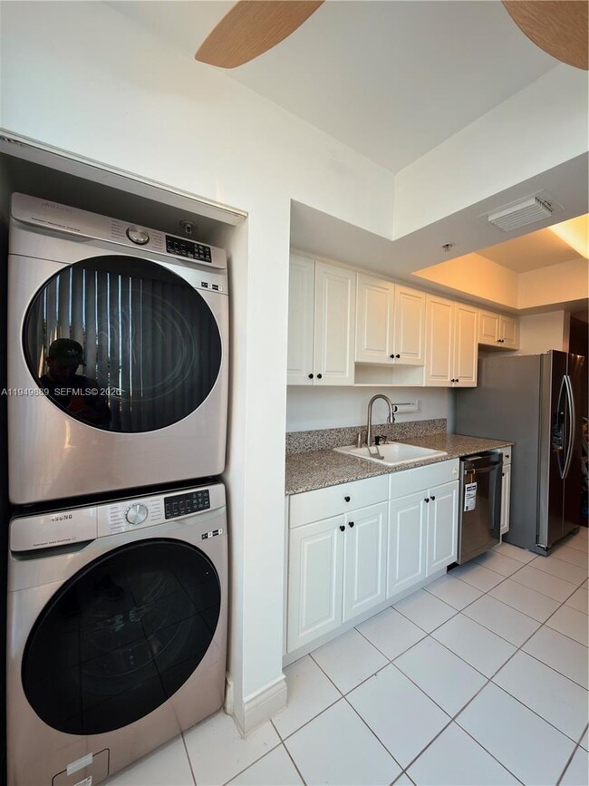 Photo - 2501 SW 37th Ave Unit 306