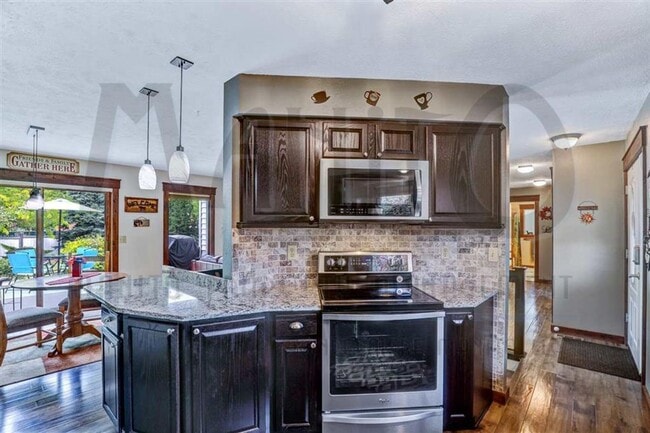 Photo - **COMING SOON** Spacious South Hill Rancher