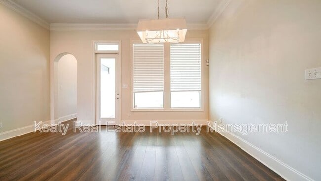 Photo - 204 Sleepy Brook Rd