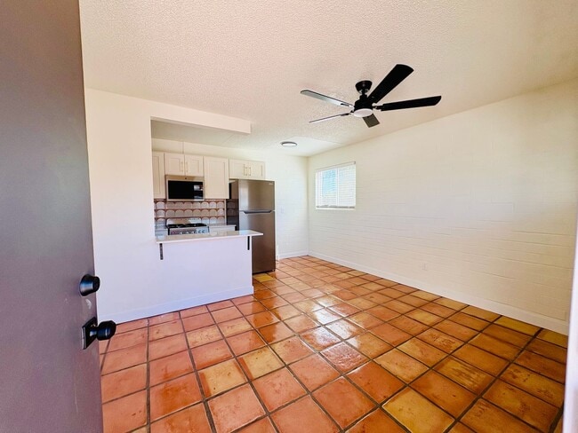 Photo - 1873 E University Dr Unit 2