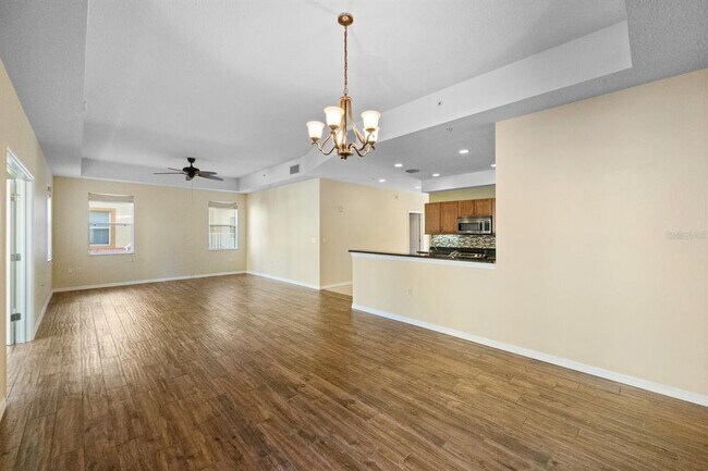 Photo - 630 Wells Ct Unit 201