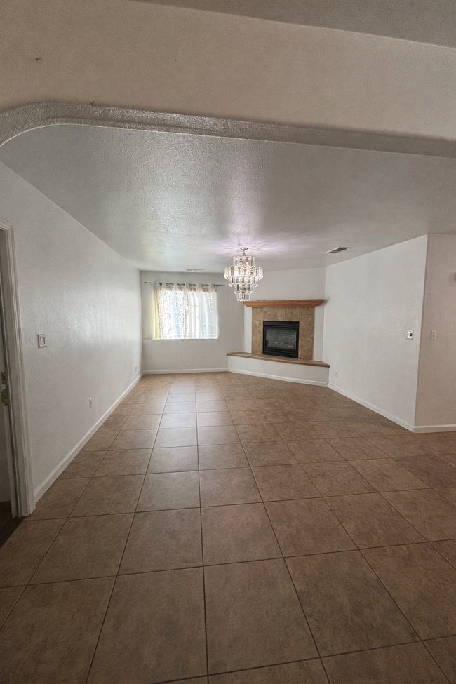 Photo - 107 S Cottage St