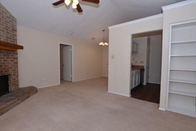 Photo - 12206 Alderbrook Dr