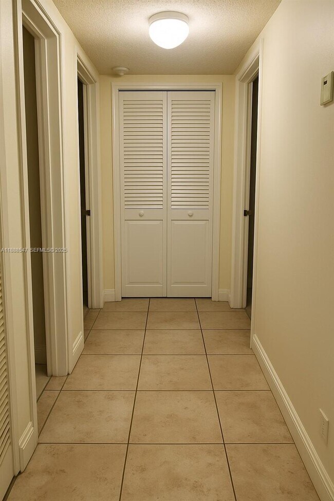 Photo - 8415 SW 107th Ave Unit 204W