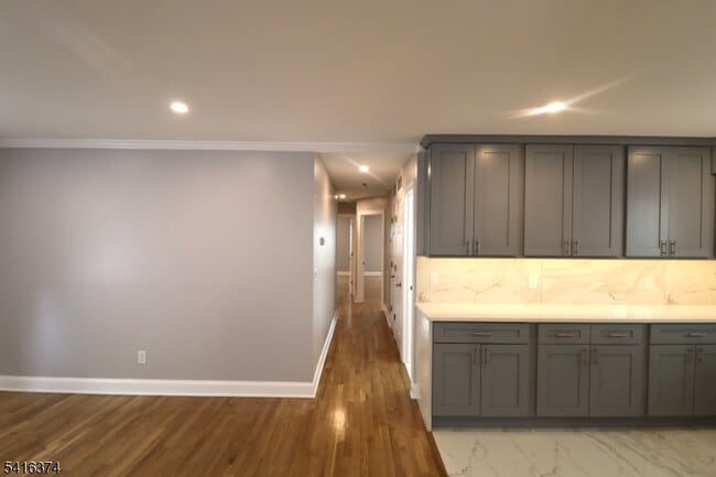 Photo - 22 St Francis St