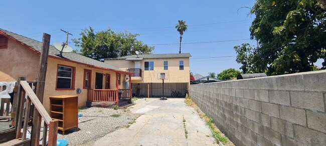 Photo - Los Angeles Apartments Unit 1527 3/4 E 22nd St