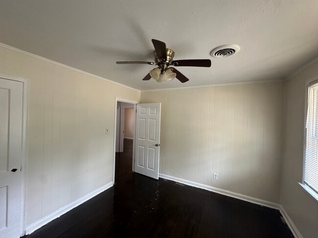 Photo - 454 E Norwood Ave