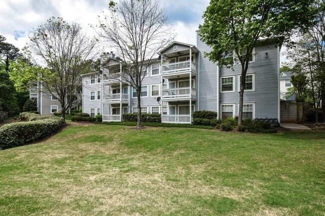 Charming 2 Bedroom / 2 Bathroom in Desirab... - Charming 2 Bedroom / 2 Bathroom in Desirab... House