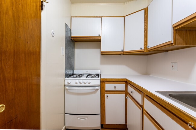 1HAB, 1BA - 529 ft² - Towne Estates