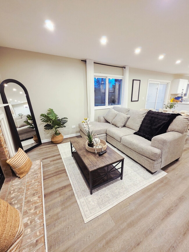 6965 Bentley Dr Unit SI ID1634289P