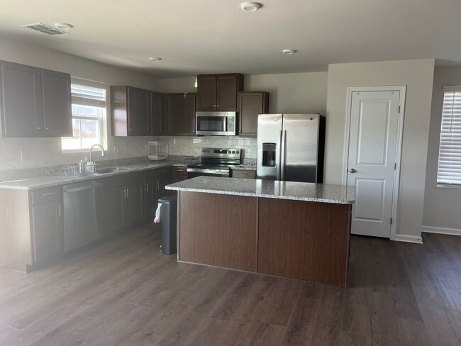 Photo - Rental in Spring Hill TN