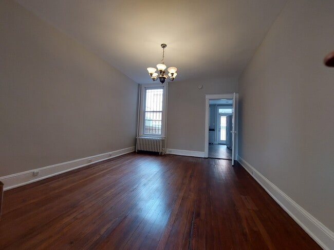 Photo - 1330 G St SE