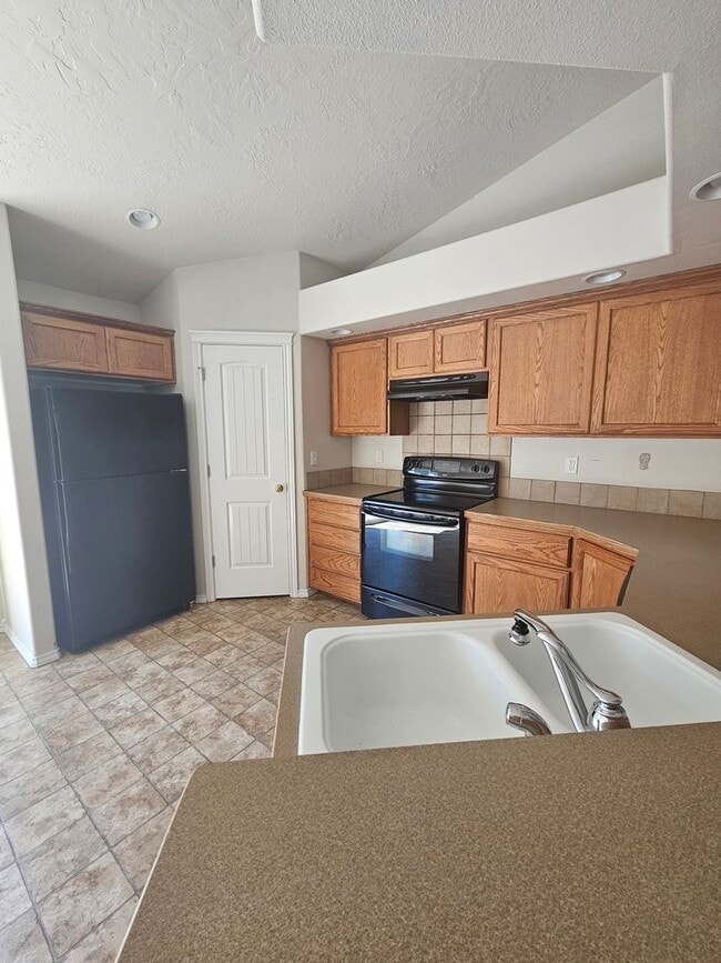 Photo - 4 Bedroom Home Close to Settlers Park