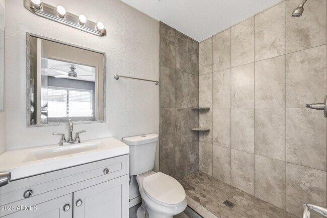 Photo - 1001 N Granite Reef Rd