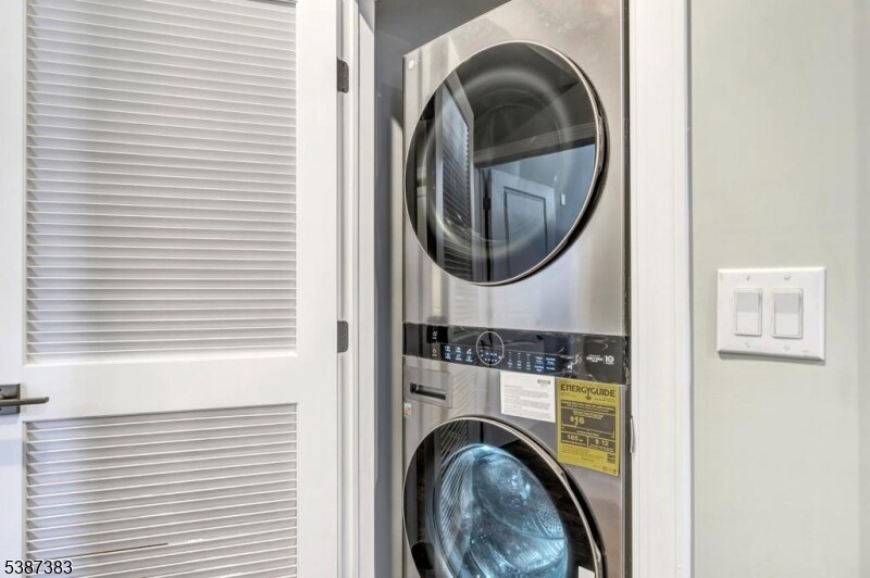 Photo - 318 Dixon Ave Unit 401