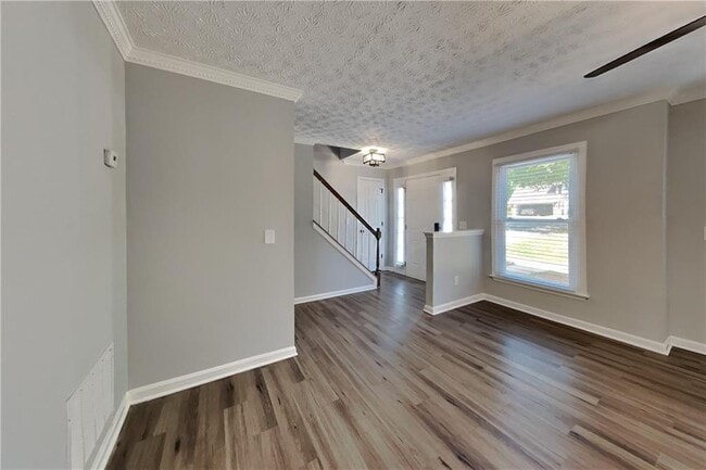 Photo - 524 Meadowfield Ct