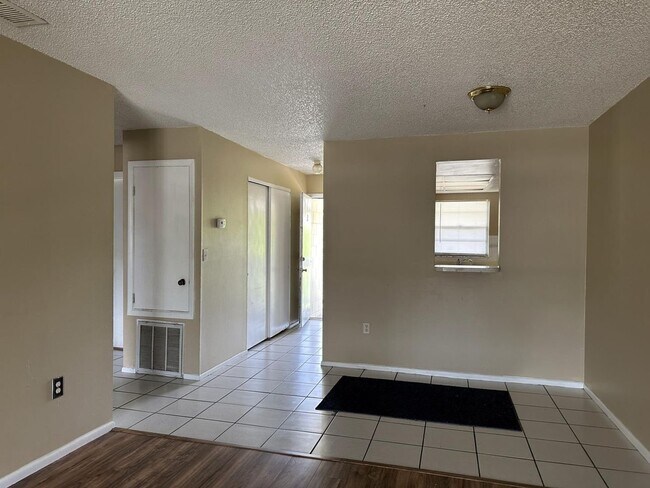 Photo - 290 Flower Ln Unit 21