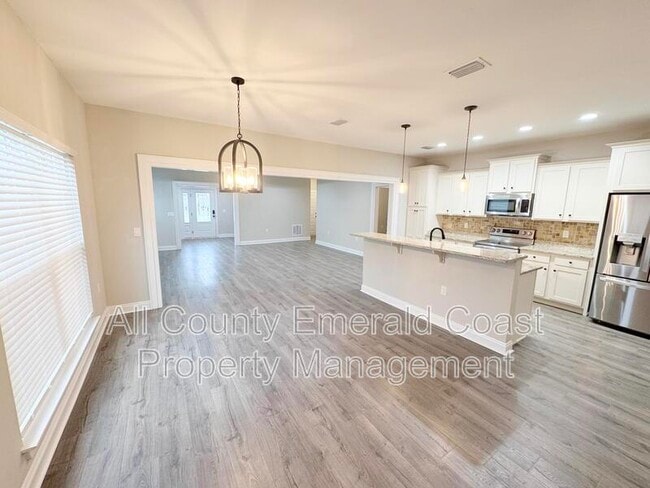 Photo - 282 Magnolia St