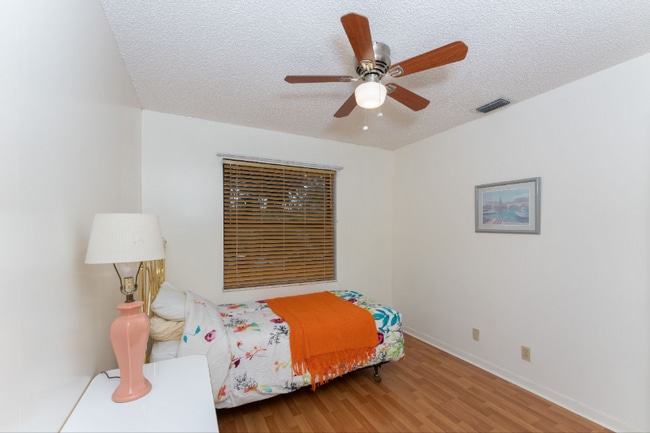 Photo - 4587 Carambola Cir S