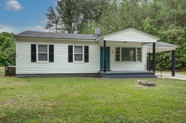 Quiet country living in the middle of it a... - Quiet country living in the middle of it a... House