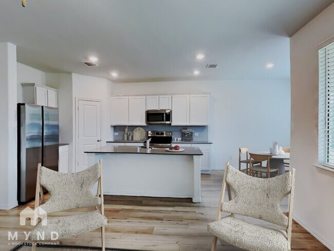 Photo - 4900 Parrington Dr