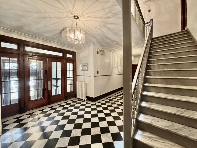 Photo - 3855 Av Northcliffe