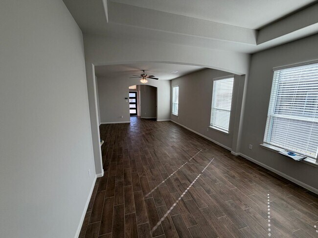 Photo - 1468 Sundown Gln Ln