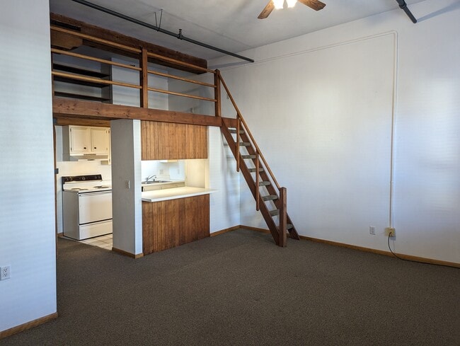 Building Photo - 222 Jay St Unit #208 Rental