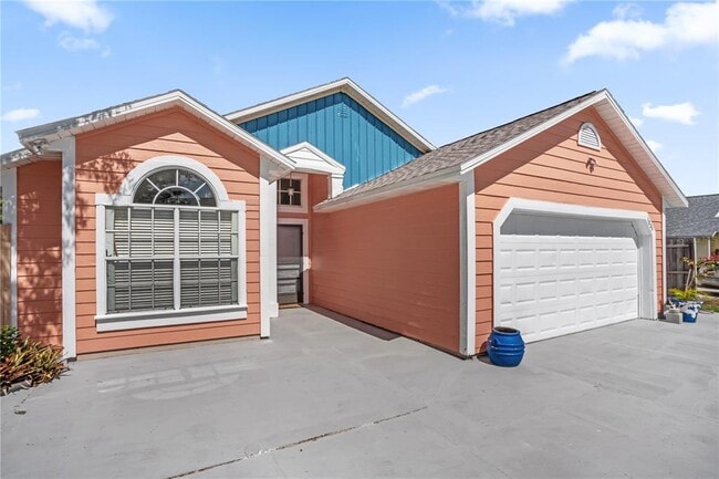 Building Photo - 1005 Delnova Ln