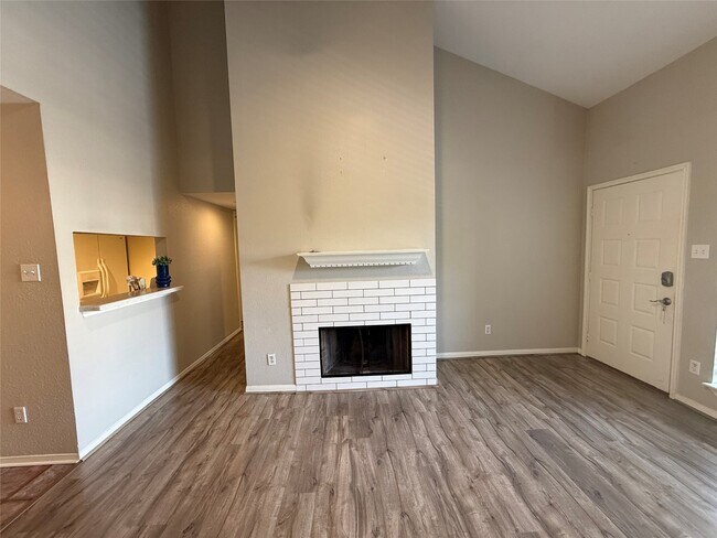 Photo - 1880 White Oak Dr Unit 182