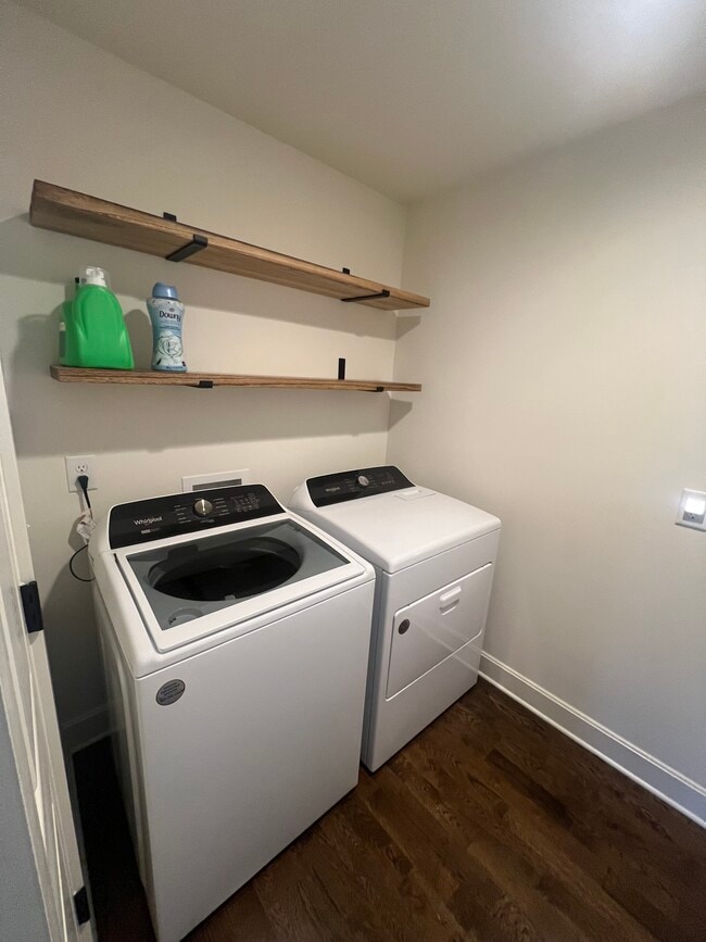 Photo - 5025 Hillsboro Pike Unidad 18G