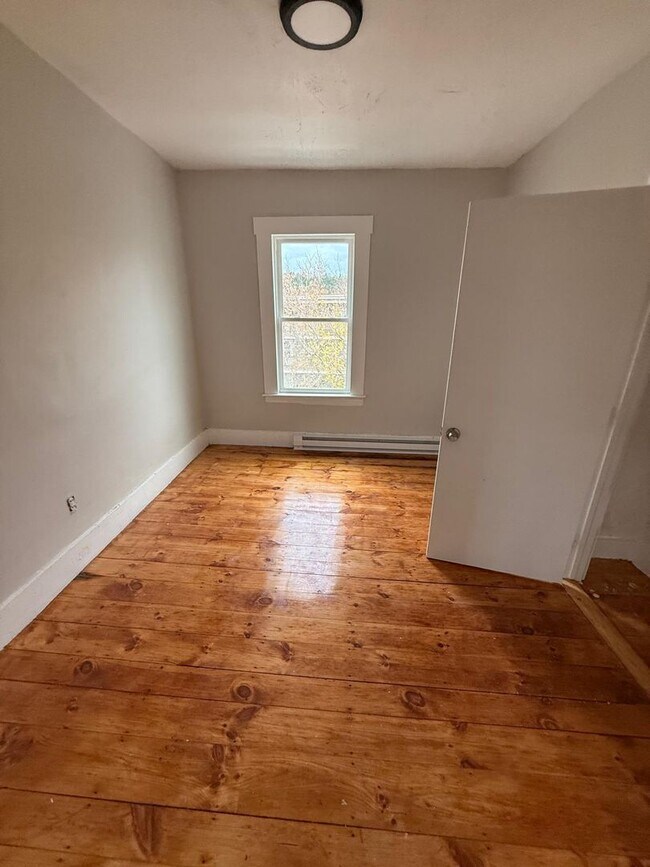 Photo - 65 Charlton St Unit 3