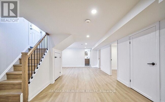 Photo - 567 Atwater Ave