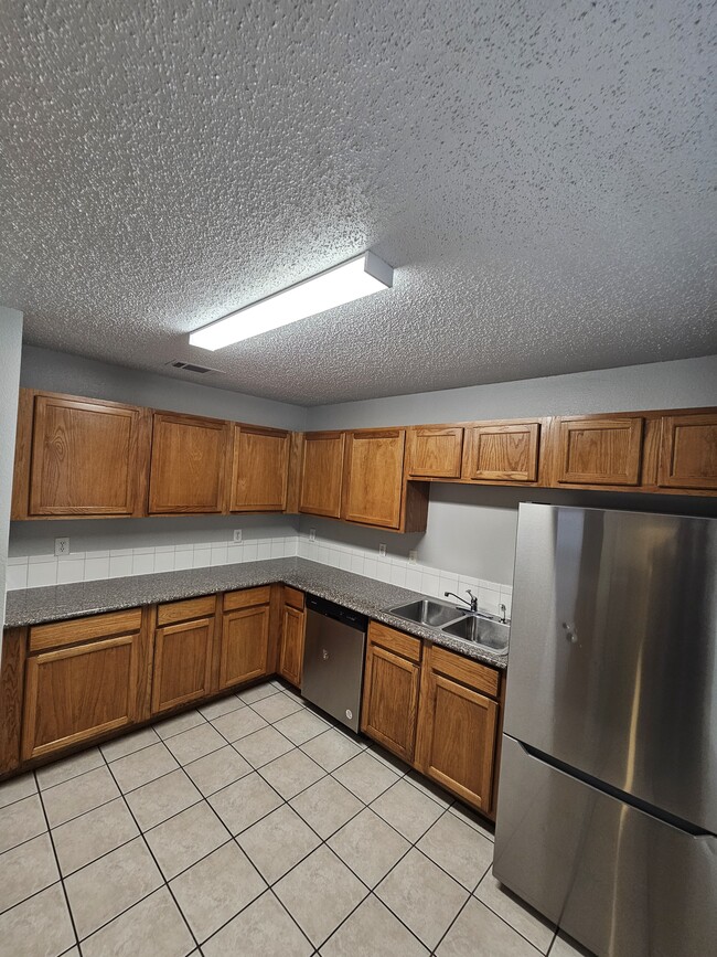 Photo - 3015 Flask Dr