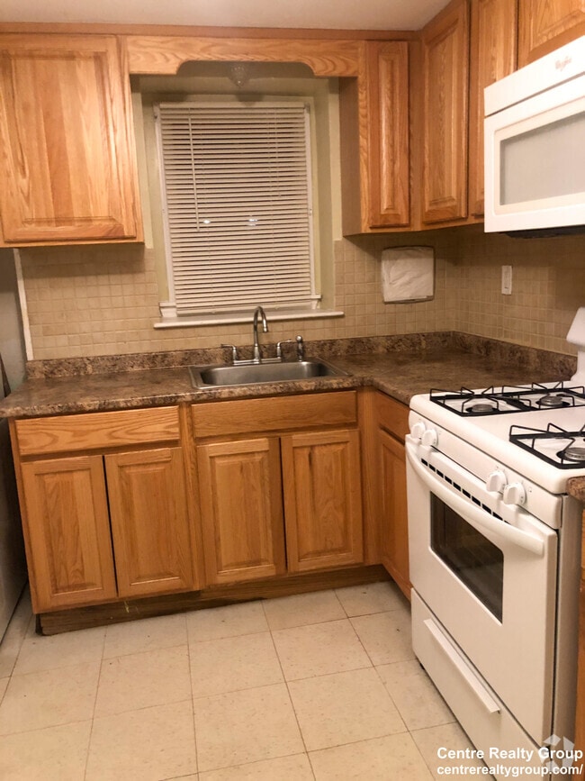 Building Photo - 21 Weymouth Ave Unit 1 Rental